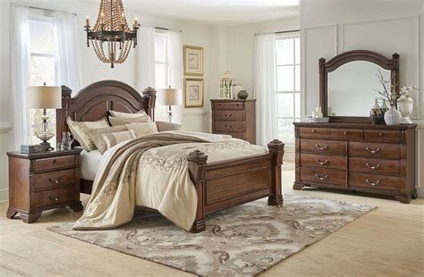 Its modernized Shaker style creates a timeless decor, made of 100 solid pine wood, this bedroom set features a sturdy construction that can last for years. . Badcock queen bed sets